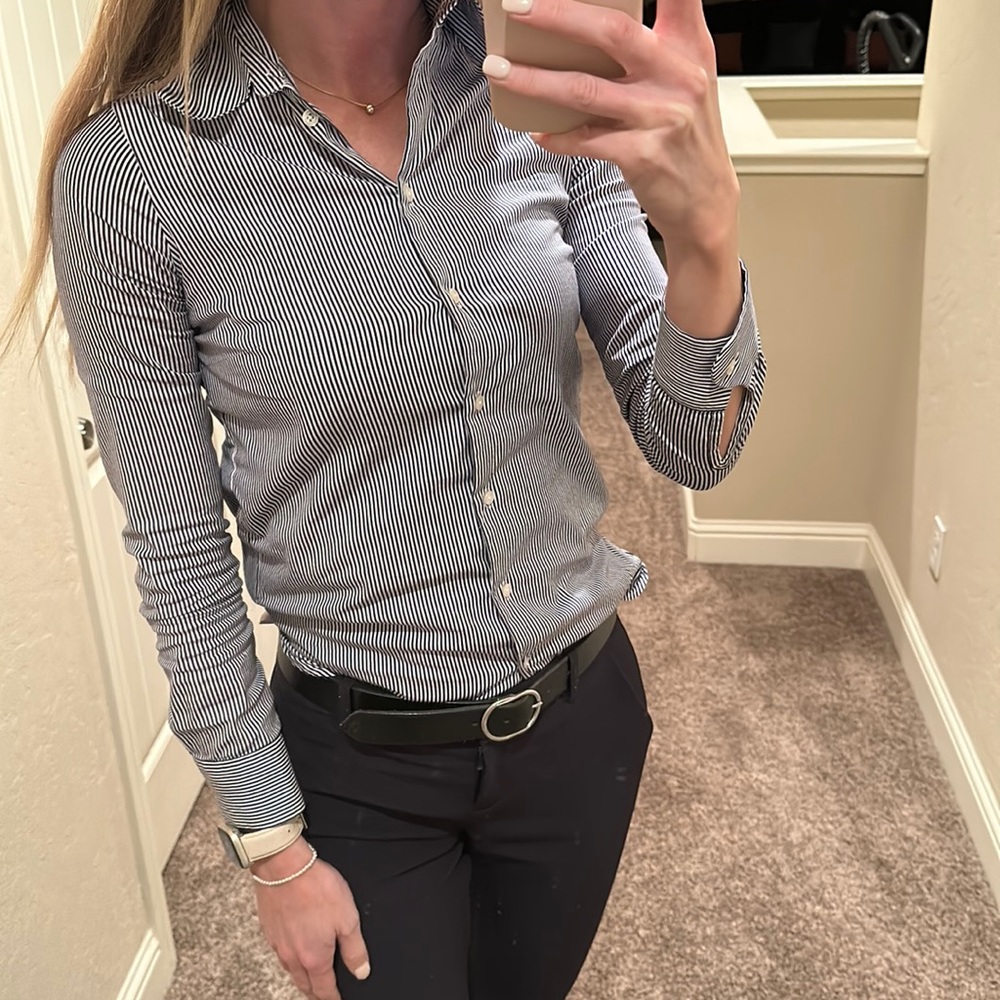 Suisstudio Button Up Dress Shirt